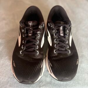 Brooks Ghost 15 Running Shoes